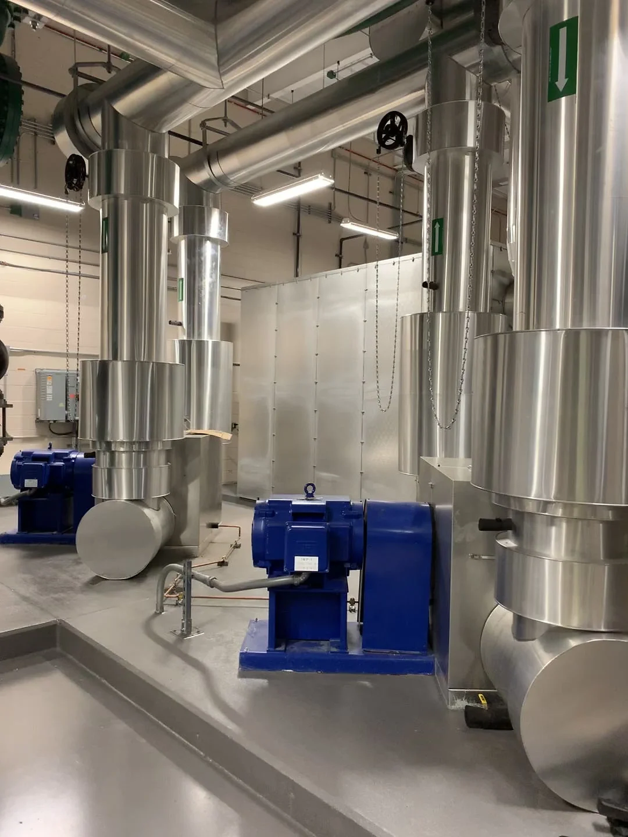 Installed mechanical piping and connections in a Blume project